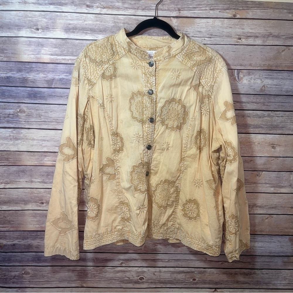⭐️ CJ Banks Beige Embroidered Jacket Size 1X